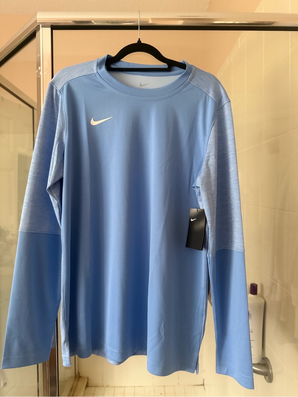 Nike Men’s Long-Sleeve Crew Shirt - Light Blue